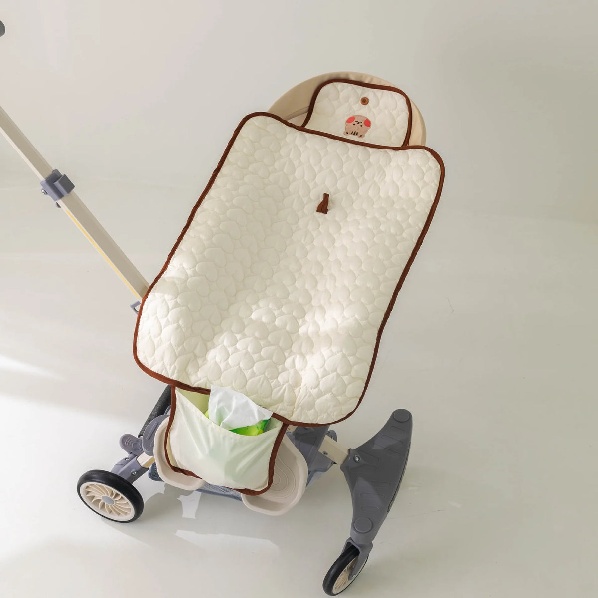 Portable Folding Nappy Changing Clutch with Built-in Head Cushion - AmaraKin Nursery & Family Essentials (Photo 3)